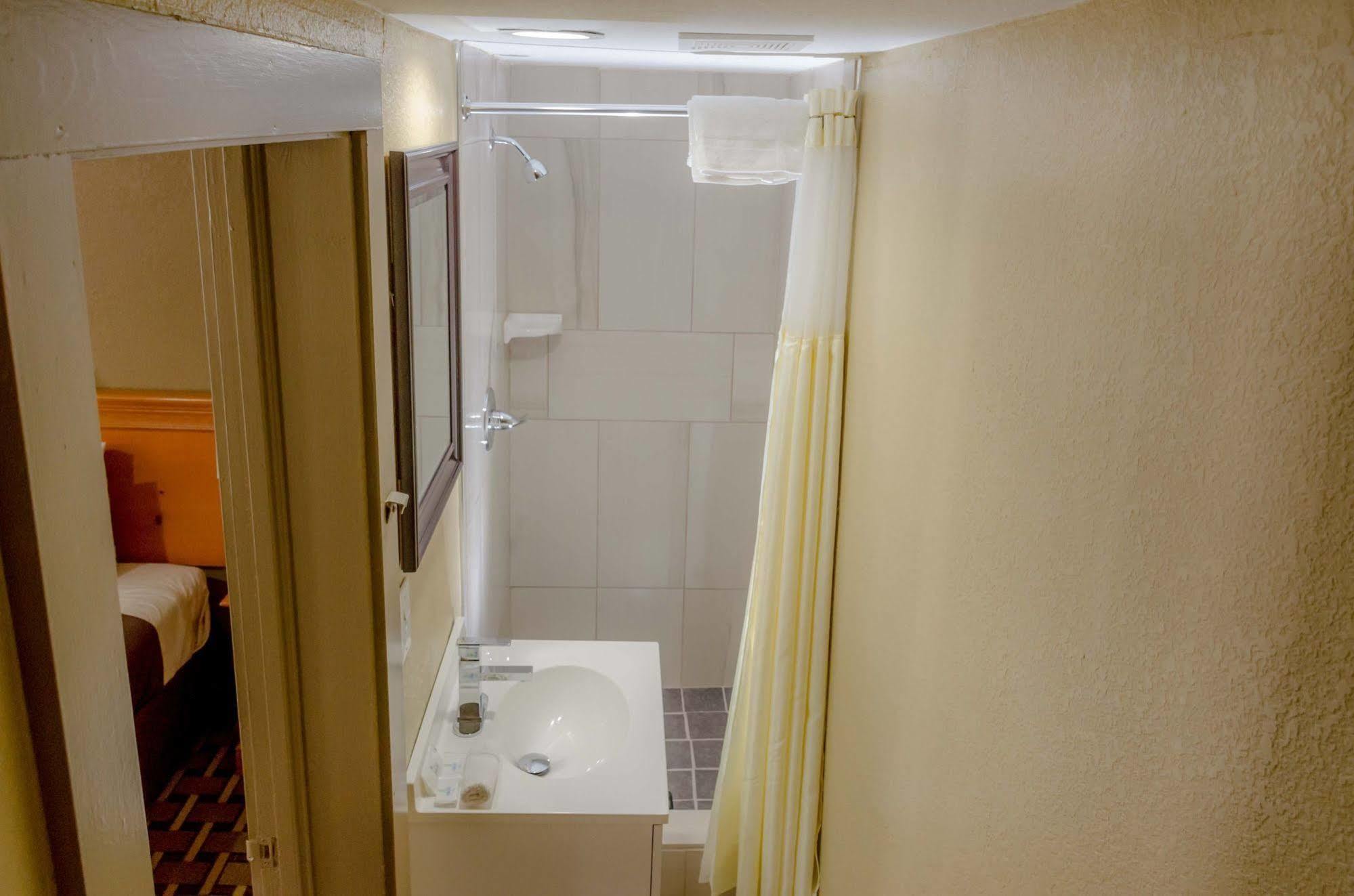 Relax Inn - บรายซันซิตี ภายนอก รูปภาพ